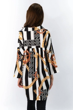 KOSZULA OVERSIZE WE WZORY BIAŁO-CZARNA (301ART)