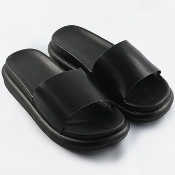 DAMSKIE KLAPKI NA PŁASKIEJ PODESZWIE CZARNE (XA138)