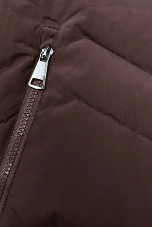 Damska kurtka zimowa na futerku brązowa (LHD-23023)