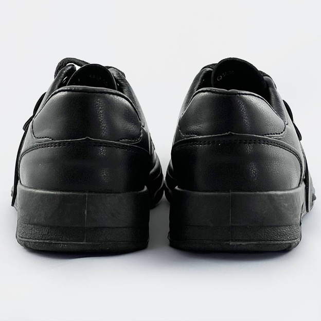 Damskie sznurowane sneakersy czarne (21-q22)