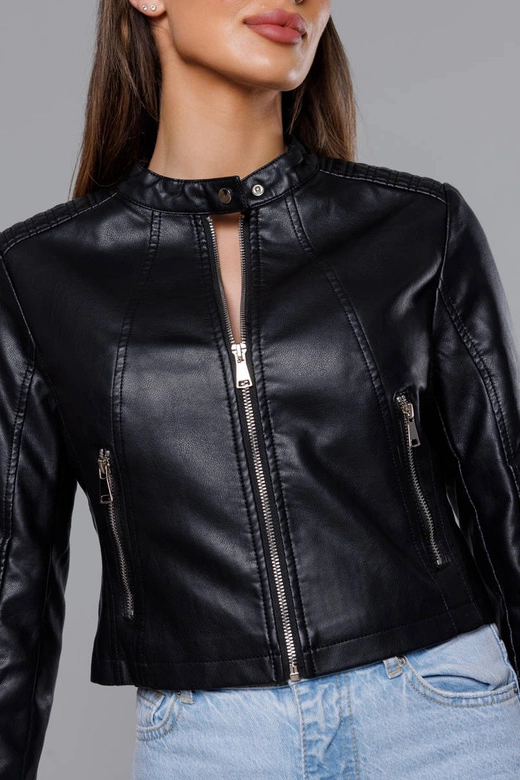 Krótka ramoneska ze stójką czarna (11Z8038)