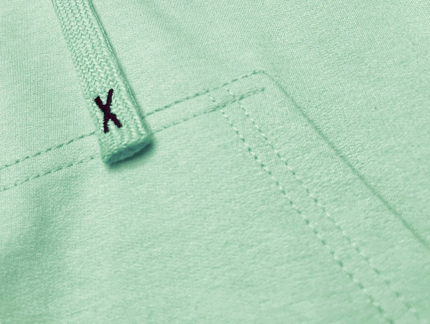 Krótka bluza dresowa z kapturem pistacjowa (8B939-39)