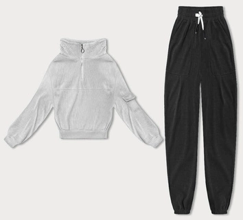 Dresowy komplet damski typu wafel jasnoszary (AMG-339A)