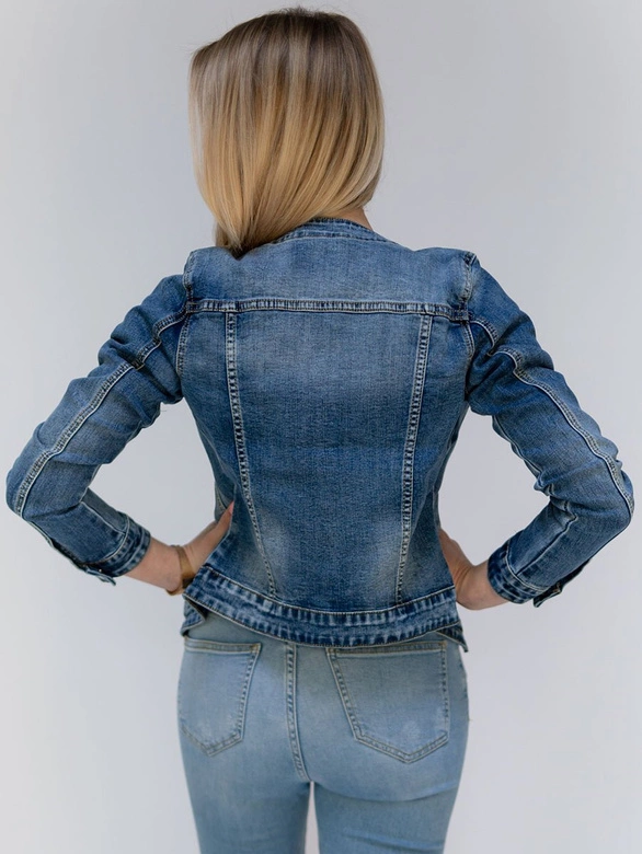 KRÓTKA KURTKA DAMSKA JEANSOWA NIEBIESKA (C016)