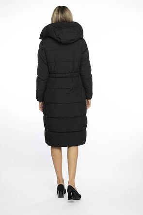 Długa taliowana damska kurtka zimowa Ann Gissy czarna (AG1-J9157)