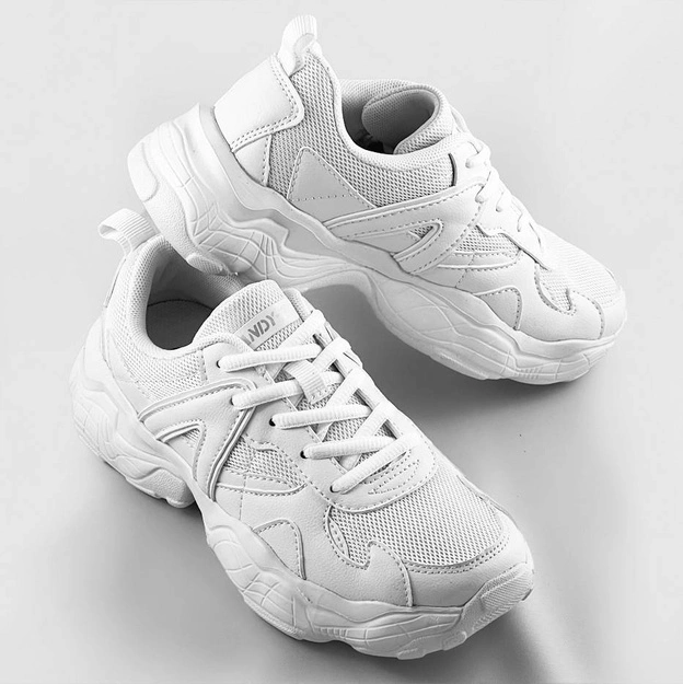 Sznurowane buty sportowe damskie białe (aw100001-02)