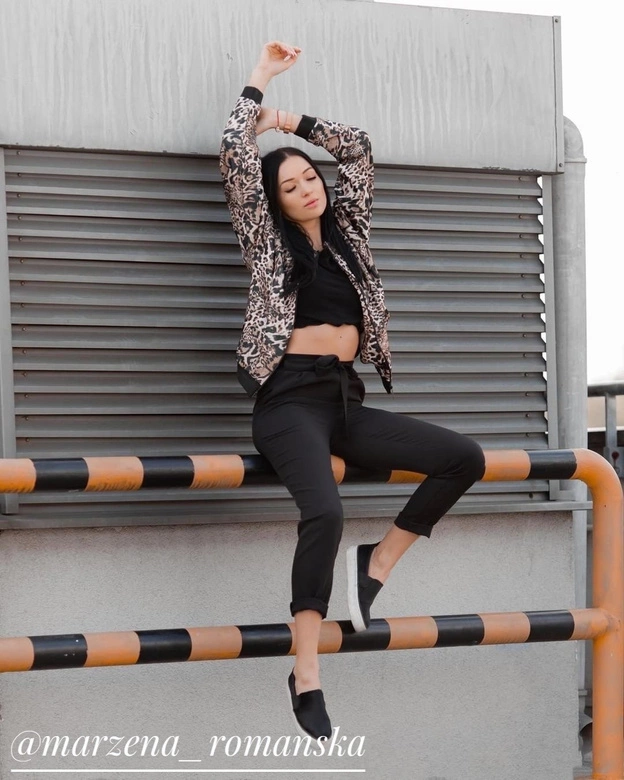 SPODNIE CHINOS Z PASKIEM ŻÓŁTE (295ART)