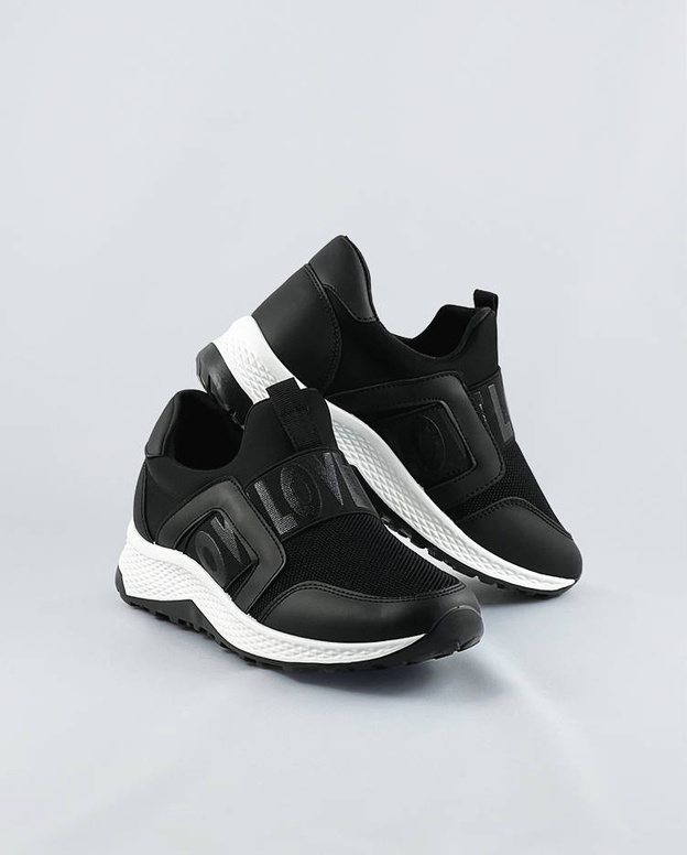 Wsuwane buty damskie z gumką czarne (c1003)