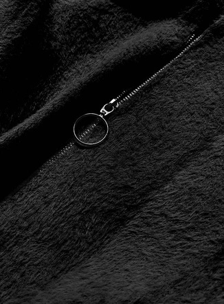 NARZUTKA KURTKA Z KAPTUREM A'LA ALPAKA CZARNA (B3009)