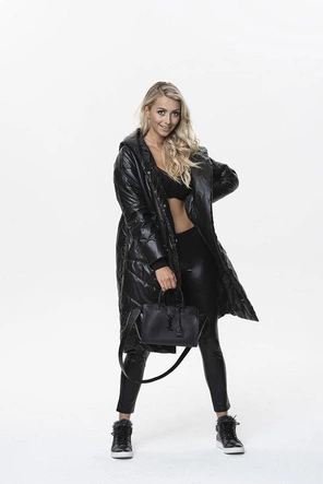 PRZEJŚCIOWY PŁASZCZ Z KAPTUREM CZARNY (C9227)