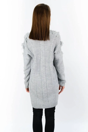 CIEPŁY SWETER Z FRĘDZLAMI JASNOSZARY (155ART)