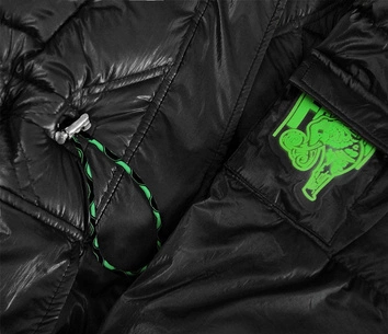 BŁYSZCZĄCA PIKOWANA KURTKA DAMSKA ZIMOWA CZARNA (977)