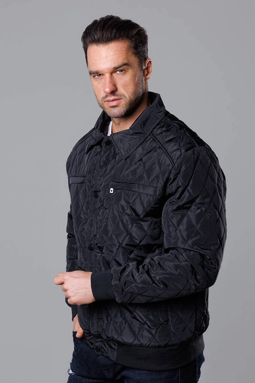 Pikowana kurtka męska z kołnierzem czarna (58M13080-392)