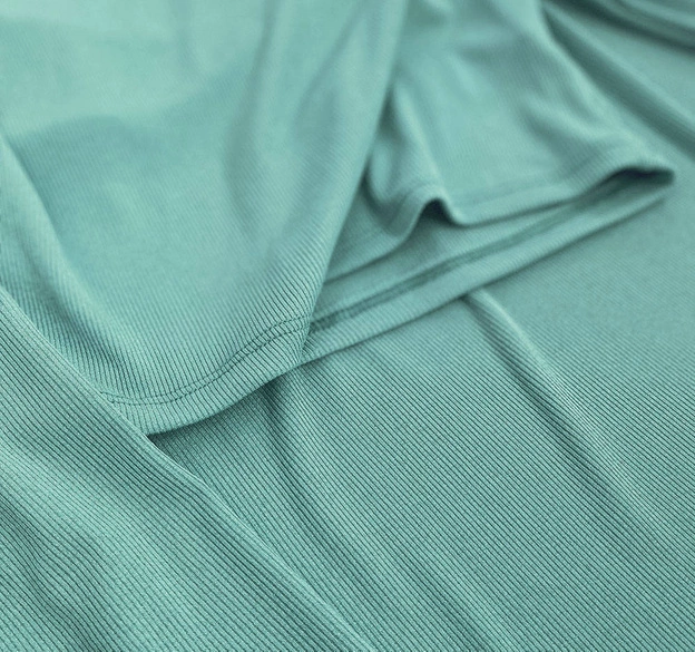 KOMPLET BLUZKA + SPÓDNICA SELEDYNOWY (654ART)