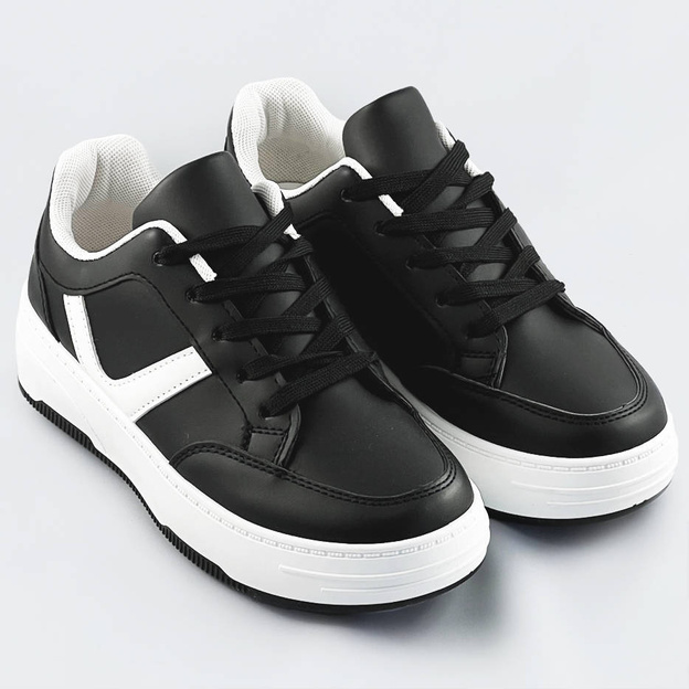 Sznurowane buty sportowe damskie czarno-białe (s070)