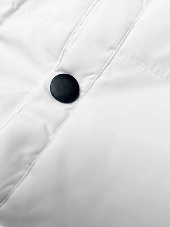 Puchowa kamizelka damska ze stójką biała (5M3150-281)