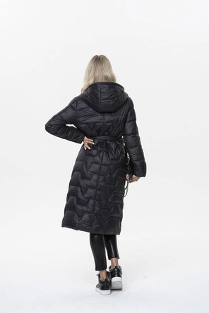 PIKOWANY PŁASZCZ Z PASKIEM CZARNY (1119)