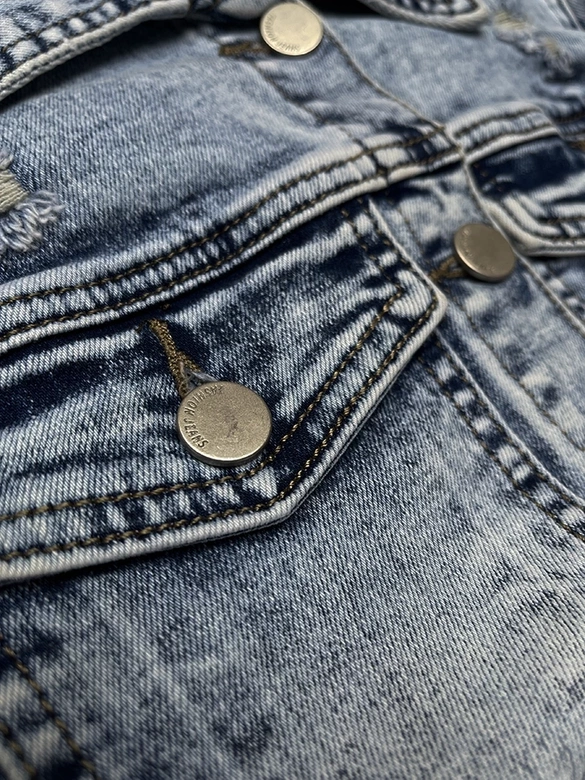 Klasyczna kurtka damska jeans niebieska (W025-B)