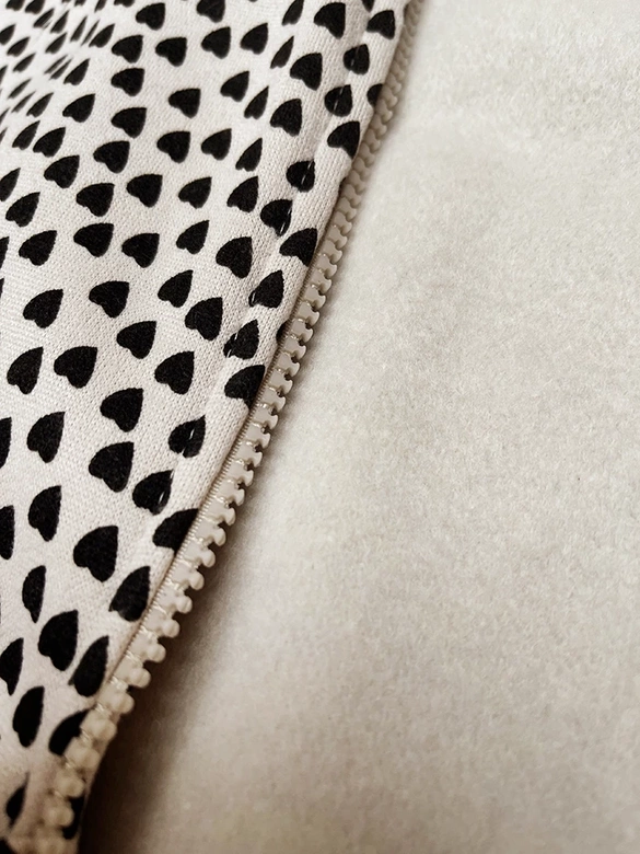 Rozpinana bluza damska w serduszka jasny beż (2315)