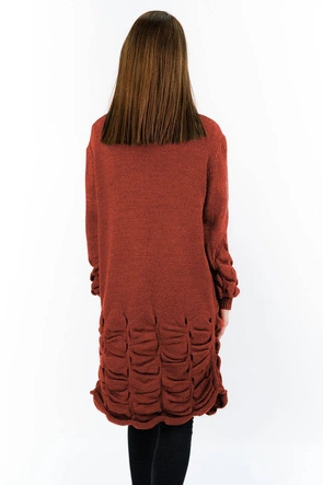 SWETER Z MARSZCZENIAMI I DZIURAMI CEGLASTY (126ART)