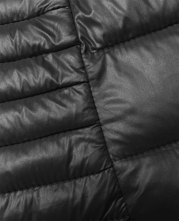 Pikowana kamizelka z kapturem czarna (16M9113-392)