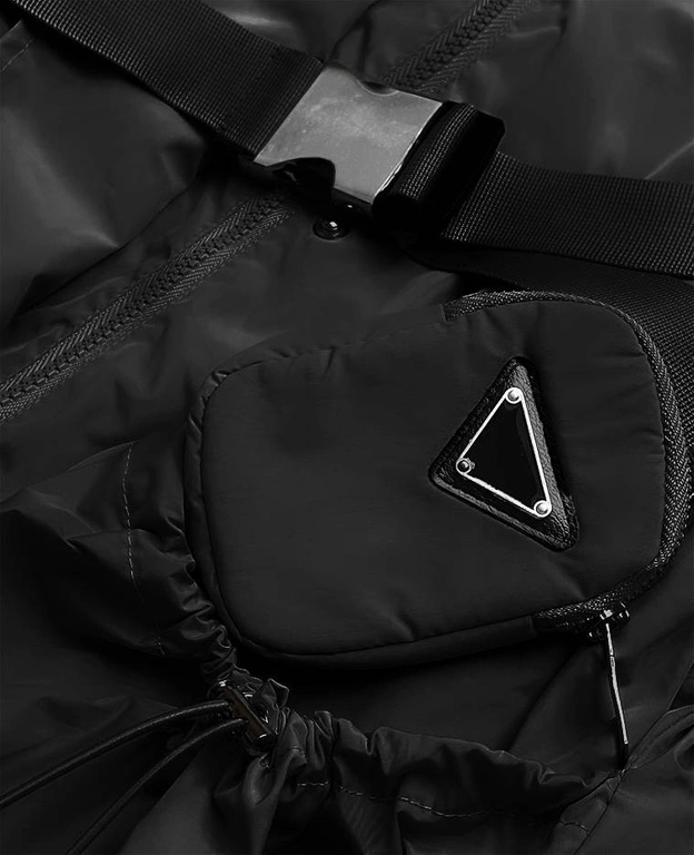 Krótka kurtka damska z paskiem czarna (ag3-03)