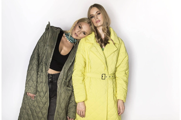 PIKOWANA KURTKA Z KOŁNIERZEM ŻÓŁTA (AG8-8010)