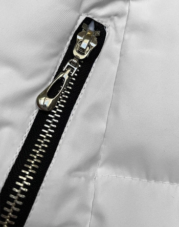 DŁUŻSZA ZIMOWA KURTKA DAMSKA BIAŁA (5M736-281)