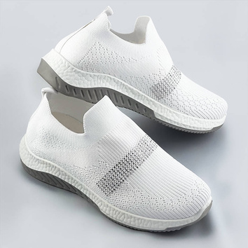 Ażurowe buty damskie z cyrkoniami białe (c1057)