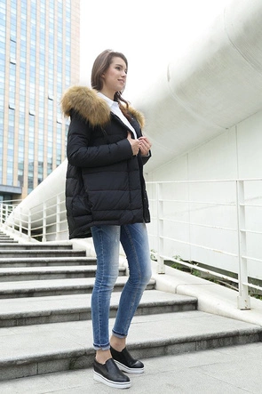 KURTKA Z PUCHEM NATURALNYM CZARNA (8062)