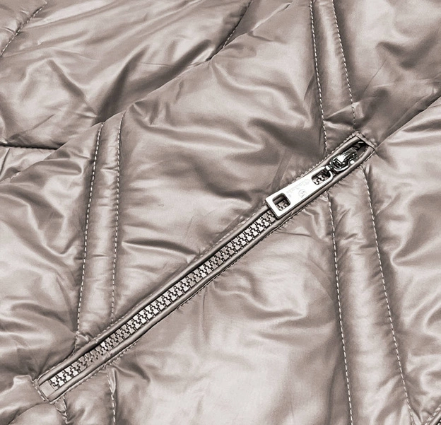 Pikowana kurtka damska camel (H-97-2)