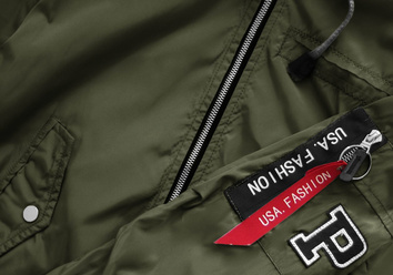 KURTKA BOMBER Z NASZYWKAMI I NITAMI ARMY (W561)