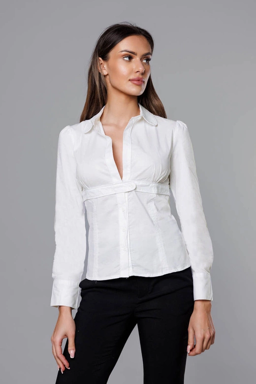 Koszula damska z łezką na dekolcie złamana biel (8020)