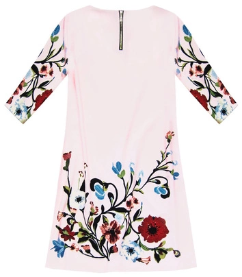 TRAPEZOWA SUKIENKA W KWIATY PUDROWY RÓŻ (10172)