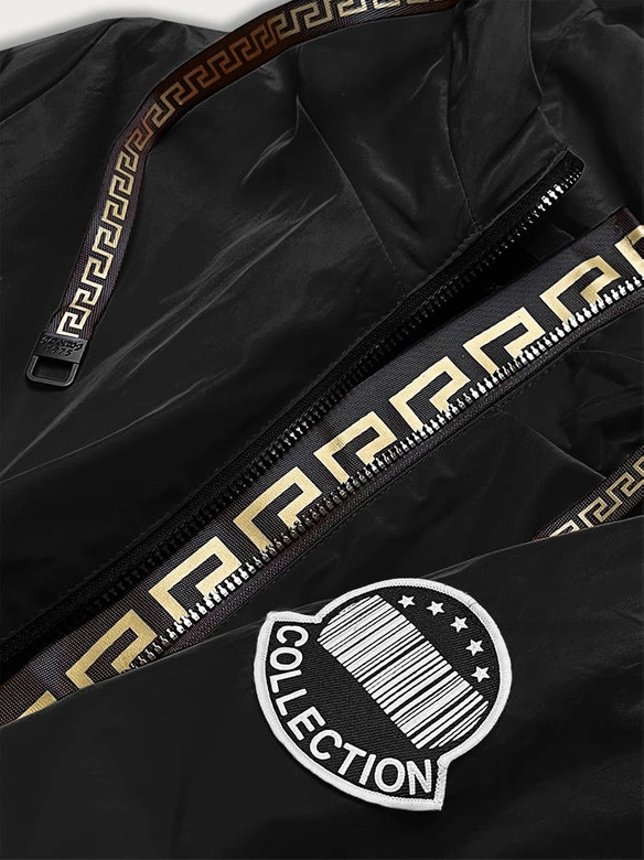 PROSTA KURTKA DAMSKA ZE SKOŚNYMI KIESZENIAMI CZARNA (HS-1832)