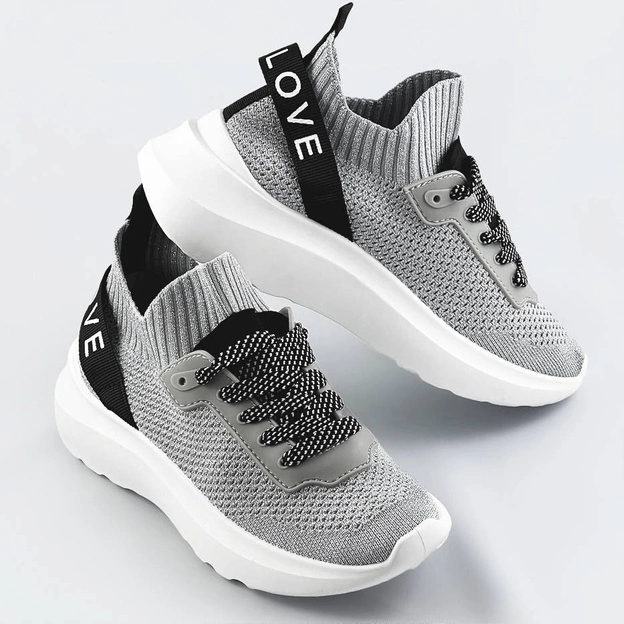 Wsuwane sneakersy damskie srebrne (ll66-3sp)