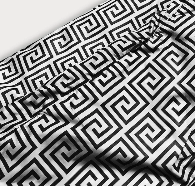 DWUSTRONNA KURTKA DAMSKA PIKOWANA CZARNA (PC-7502-1)