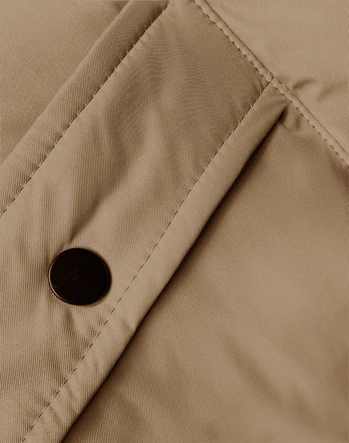 Damska długa kurtka zimowa z kapturem beżowa (5M3178-84)