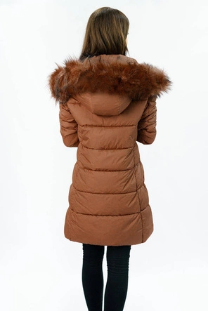 PIKOWANA DAMSKA KURTKA ZIMOWA Z KAPTUREM RUDA (7702)
