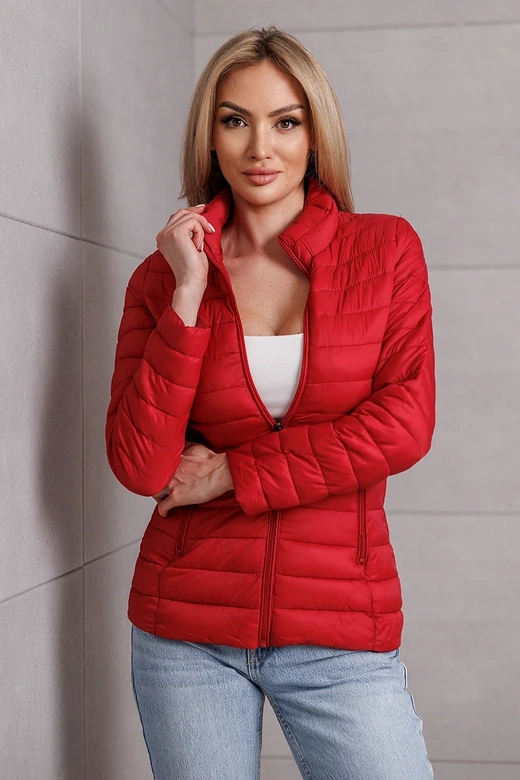 Pikowana kurtka damska ze stójką czerwona (16M9111-270)