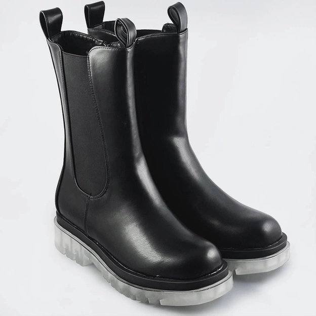 Botki z transparentną podeszwą czarne (om717)