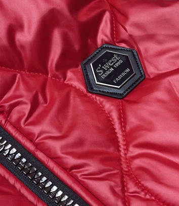 Bezrękawnik damski z kapturem czerwony (B0129-4)