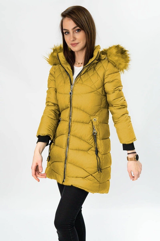 PIKOWANA DAMSKA KURTKA Z KAPTUREM MUSZTARDOWA (808)