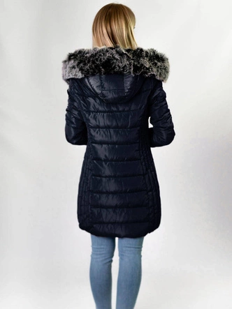 DŁUŻSZA PIKOWANA DAMSKA KURTKA ZIMOWA Z KAPTUREM GRANATOWA (B2619-30)