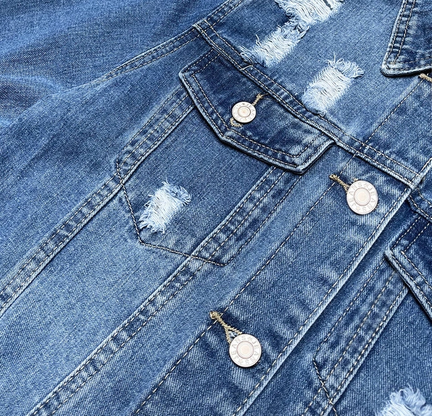 Długa damska kurtka jeansowa oversize niebieska (x-761)