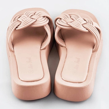 Damskie klapki na płaskiej podeszwie beżowe (cm-49)