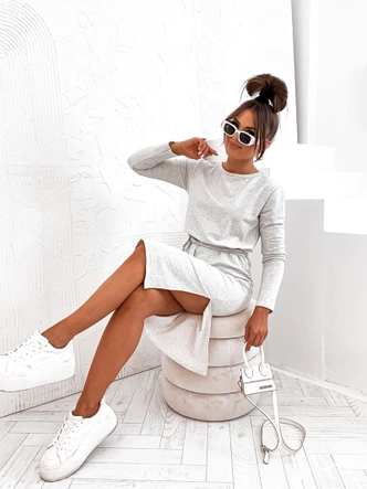 Sukienka midi z paskiem szara (773)