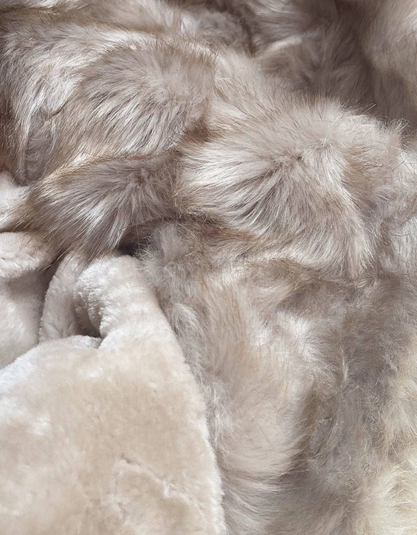 DAMSKA PARKA ZIMOWA NA FUTERKU CZERWONA (B508)