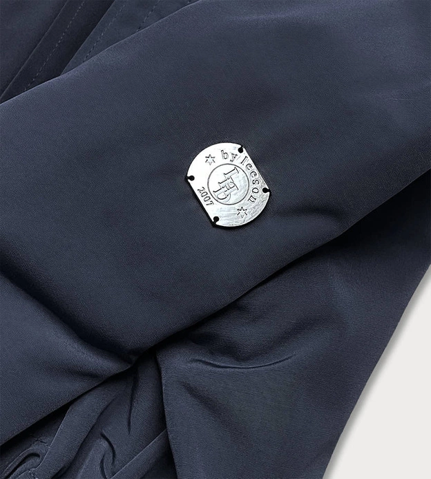 Wodoodporna kurtka damska z wysoką stójką granatowa (m-953)