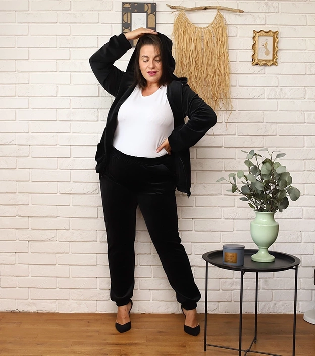 Dres damski z rozpinaną bluzą plus size czarny (8216)